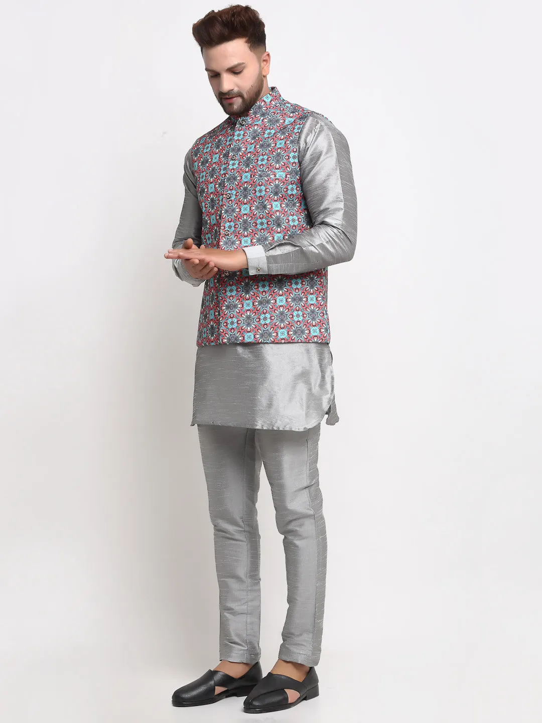 Men's Silk Blend Grey Kurta With Pyjama & Sky Blue Printed Nehru Jacket - Benstoke