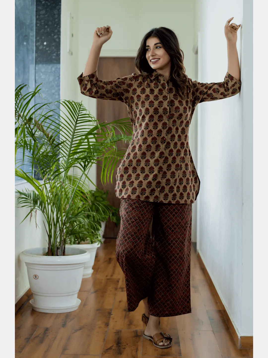 Mesh Brown Collared Cotton Loungewear