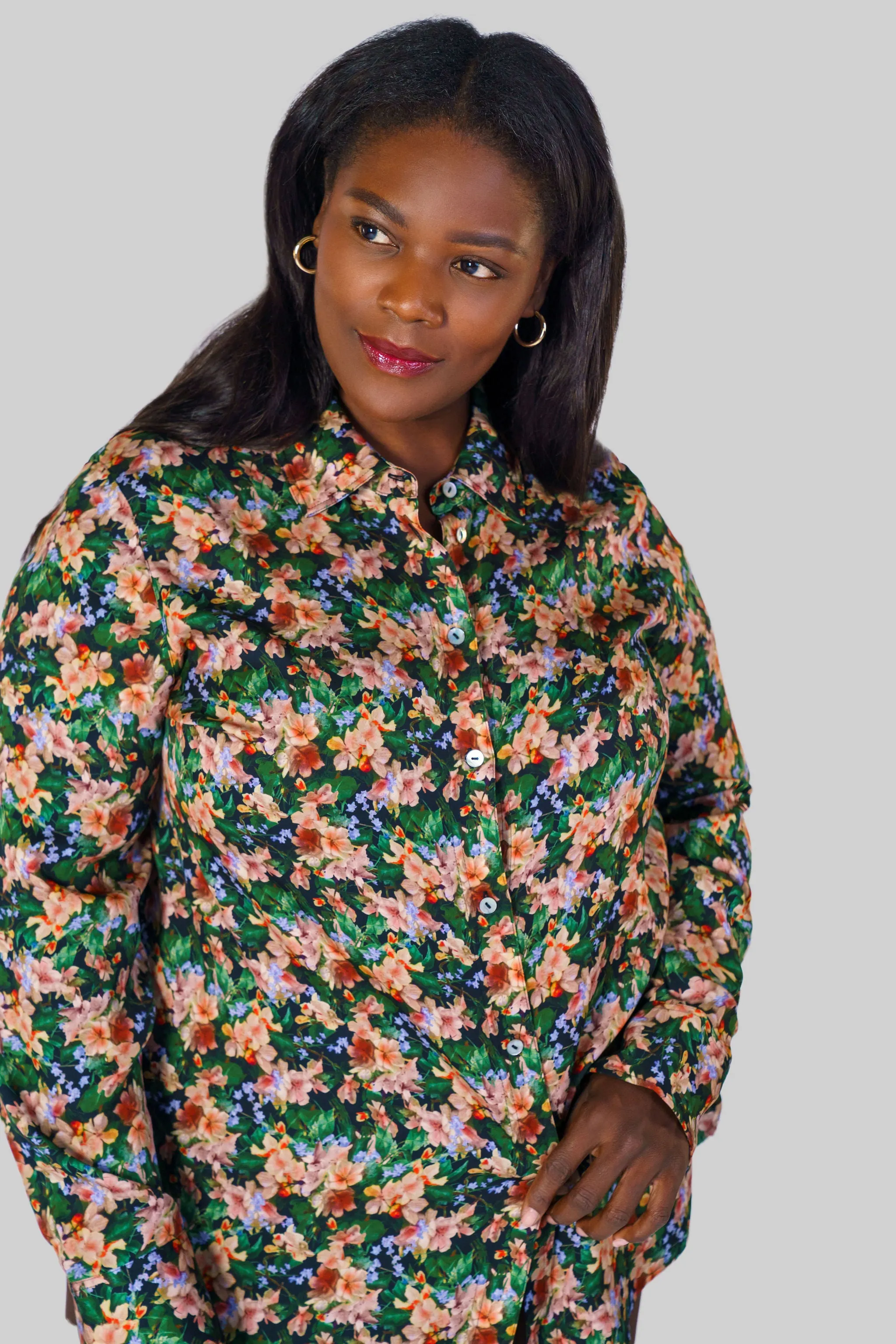 WILD PRIMROSE SLIM FITTED BLOUSE