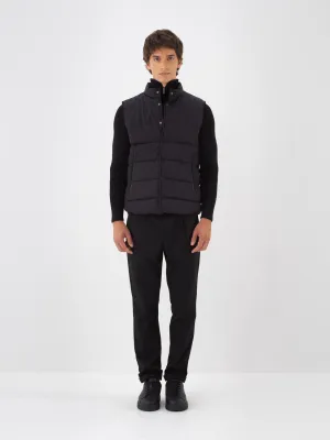 Xint Plain Puffer Black Vest